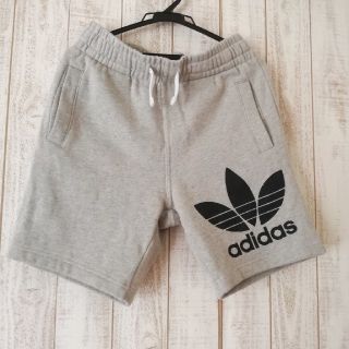 アディダス(adidas)のアディダスハーフパンツ(ハーフパンツ)