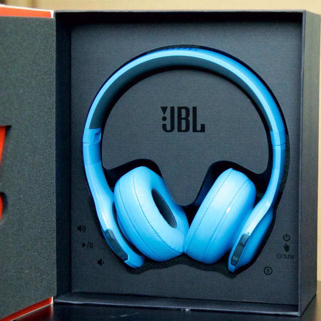 【期間限定😊】jbl everest 300 ワイヤレスヘッドホン スマホ/家電/カメラのオーディオ機器(ヘッドフォン/イヤフォン)の商品写真