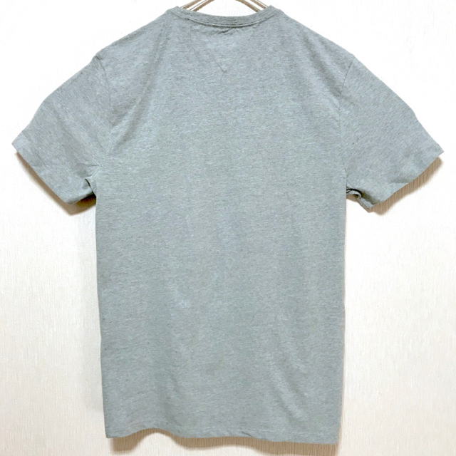 TOMMY HILFIGER(トミーヒルフィガー)の日本未発 XXL相当 新品 トミーヒルフィガー フラッグ Tシャツ グレー XL メンズのトップス(Tシャツ/カットソー(半袖/袖なし))の商品写真