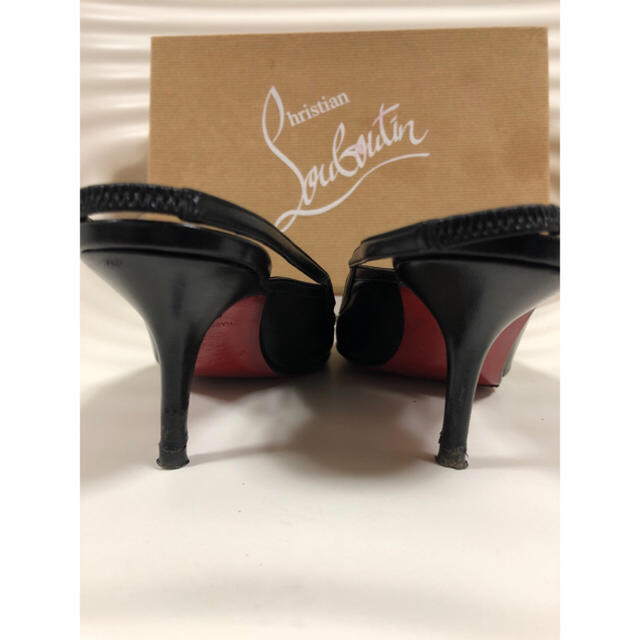 Christian Louboutin(クリスチャンルブタン)のクリスチャンルブタン 甲浅ストラップパンプス  36.5  赤の裏張済 レディースの靴/シューズ(ハイヒール/パンプス)の商品写真