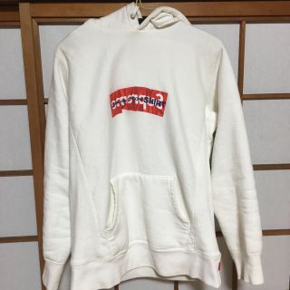 シュプリーム(Supreme)のsupreme×コムデギャルソン ボックスロゴパーカー (再出品)(パーカー)