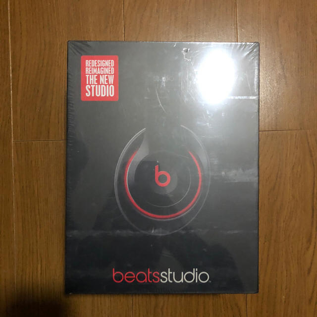 Beats by Dr Dre(ビーツバイドクタードレ)のBEATS by Dr.DRE STUDIO V2 ブラック 黒 スマホ/家電/カメラのオーディオ機器(ヘッドフォン/イヤフォン)の商品写真