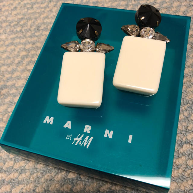 Marni(マルニ)のMARNI at H&M earrings マルニ H&M コラボ イヤリング レディースのアクセサリー(イヤリング)の商品写真