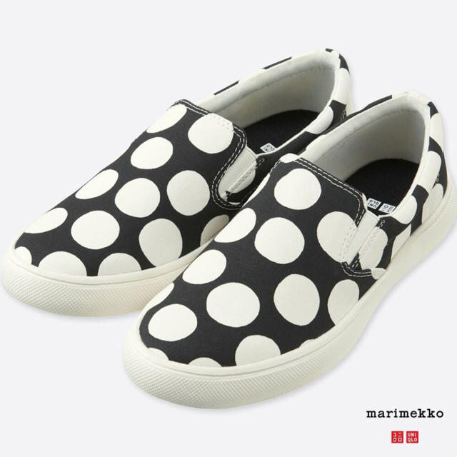 marimekko(マリメッコ)のマリメッコ×ユニクロ  スリッポン  26cm レディースの靴/シューズ(スリッポン/モカシン)の商品写真