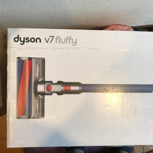 Dyson(ダイソン)の新品 dyson V7 Fluffy SV11 FF ダイソン 掃除機  スマホ/家電/カメラの生活家電(掃除機)の商品写真