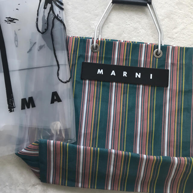 Marni(マルニ)のマルニフラワーカフェ トートバッグ レディースのバッグ(トートバッグ)の商品写真