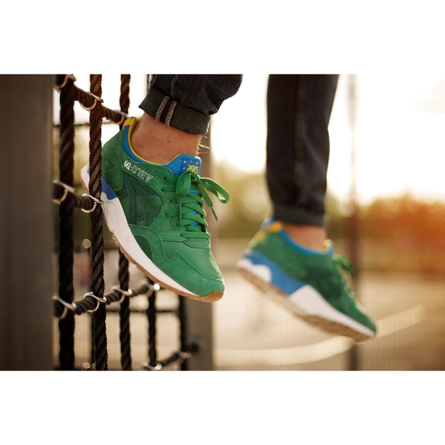 asics(アシックス)のASICS GEL LYTE V BRAZIL PACK 28.0cm メンズの靴/シューズ(スニーカー)の商品写真