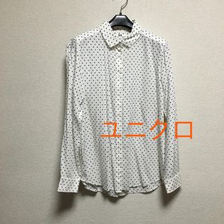 ユニクロ(UNIQLO)の《美品》ドット柄ブラウス(シャツ/ブラウス(長袖/七分))