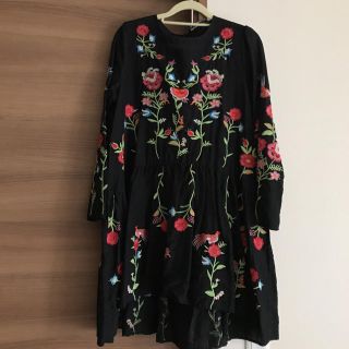 ザラ(ZARA)のZARA 刺繍チュニック(チュニック)