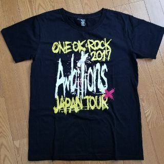 ワンオクロック(ONE OK ROCK)のONE OK ROCK　Tシャツ　Lサイズ(ミュージシャン)