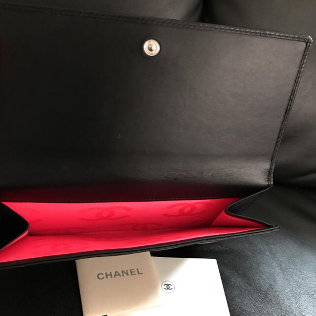 CHANEL(シャネル)のちょんさま専用☆シャネル CHANEL カンボン 二つ折り長財布 Wホック 新品 レディースのファッション小物(財布)の商品写真