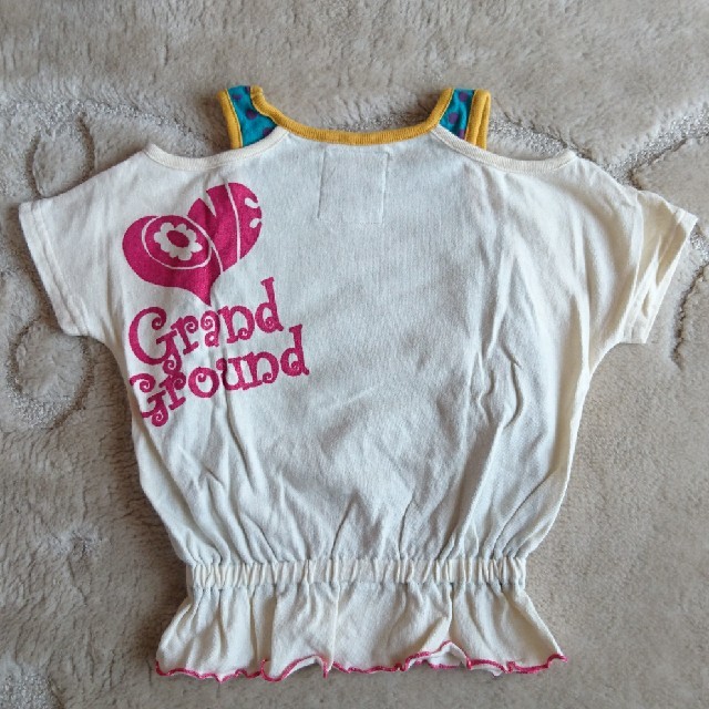GrandGround(グラグラ)のグラグラ  肩出しTシャツ キッズ/ベビー/マタニティのキッズ服女の子用(90cm~)(Tシャツ/カットソー)の商品写真