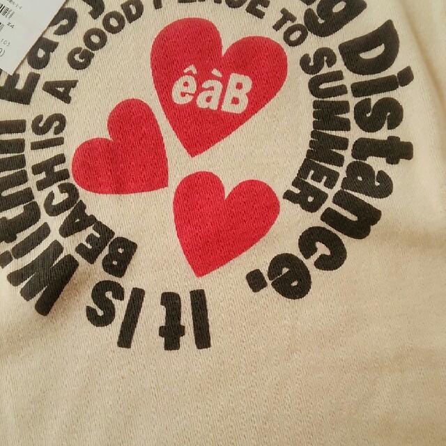 e.a.B(エーアーベー)の訳あり ベベ (エーアーべー) 半袖Tシャツ アイボリー 110 新品タグ付き キッズ/ベビー/マタニティのキッズ服女の子用(90cm~)(Tシャツ/カットソー)の商品写真