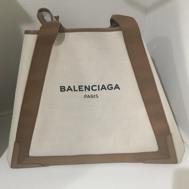 春のコレクション Balenciaga - バレンシアガ キャンバストートバッグ