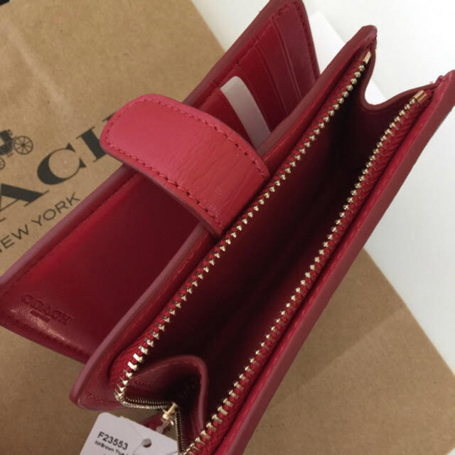 ♩新品 COACH コーチ 折り財布  レッド 赤 折り財布