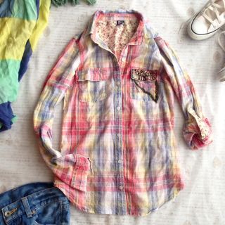 ザラ(ZARA)のZARA チェックシャツ ピンク系 コットン(シャツ/ブラウス(長袖/七分))