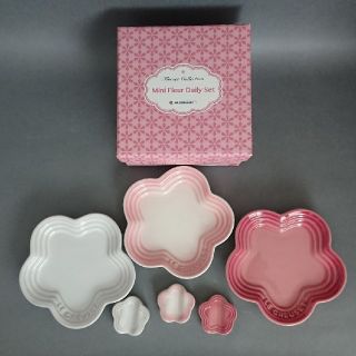 ルクルーゼ(LE CREUSET)のル・クルーゼ/ピンクコレクション/ミニフルールデイリーセット(食器)