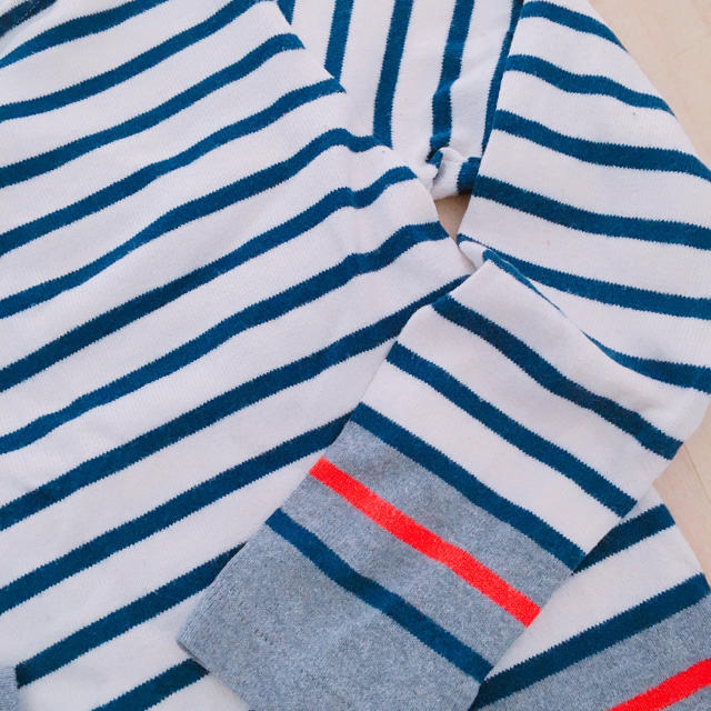 PETIT BATEAU(プチバトー)のプチバトー マリンカラー ボーダーカットソー キッズ/ベビー/マタニティのキッズ服女の子用(90cm~)(Tシャツ/カットソー)の商品写真