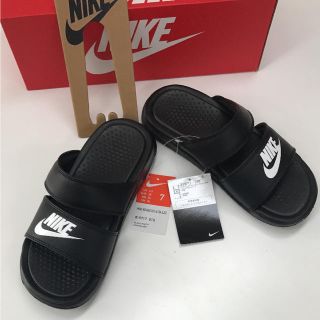 ナイキ(NIKE)のNIKE ベナッシ BENASSI duo サンダル デュオ 黒 新品未使用(サンダル)