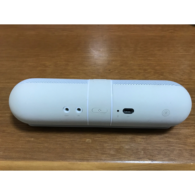 Beats by Dr Dre(ビーツバイドクタードレ)のbeats dr.dre pill2.0 スピーカー マスコット スマホ/家電/カメラのオーディオ機器(スピーカー)の商品写真