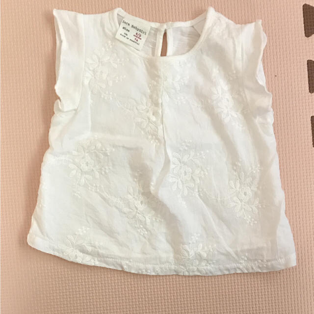 ZARA(ザラ)のTシャツ キッズ/ベビー/マタニティのベビー服(~85cm)(Ｔシャツ)の商品写真