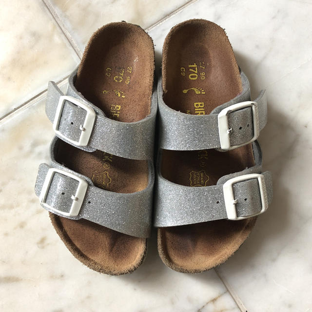 BIRKENSTOCK(ビルケンシュトック)のBIRKENSTOCK キッズサンダル 17cm キッズ/ベビー/マタニティのキッズ靴/シューズ(15cm~)(サンダル)の商品写真