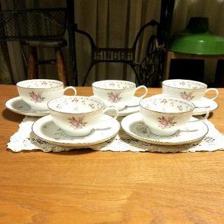 ノリタケ(Noritake)のjunjun様専用 Noritake ノリタケ カップ&ソーサー 5客 セット(グラス/カップ)