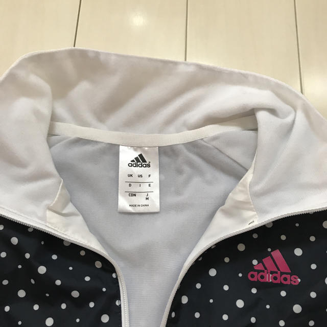 adidas(アディダス)のadidas ジャージ上 キッズ/ベビー/マタニティのキッズ服女の子用(90cm~)(ジャケット/上着)の商品写真