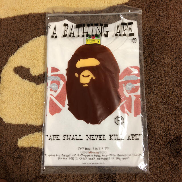 A BATHING APE(アベイシングエイプ)のMサイズ エイプ Tシャツ メンズのトップス(Tシャツ/カットソー(半袖/袖なし))の商品写真