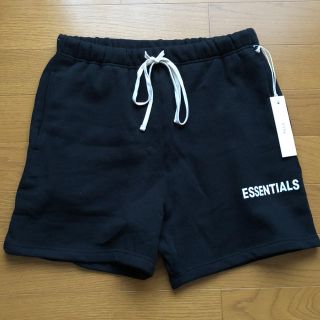 フィアオブゴッド(FEAR OF GOD)の希少 Mサイズ essentials (ショートパンツ)