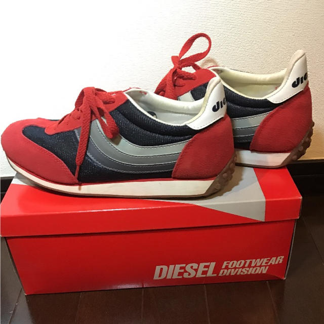 DIESEL(ディーゼル)のDIESEL ディーゼルスニーカー  41 美品 メンズの靴/シューズ(スニーカー)の商品写真