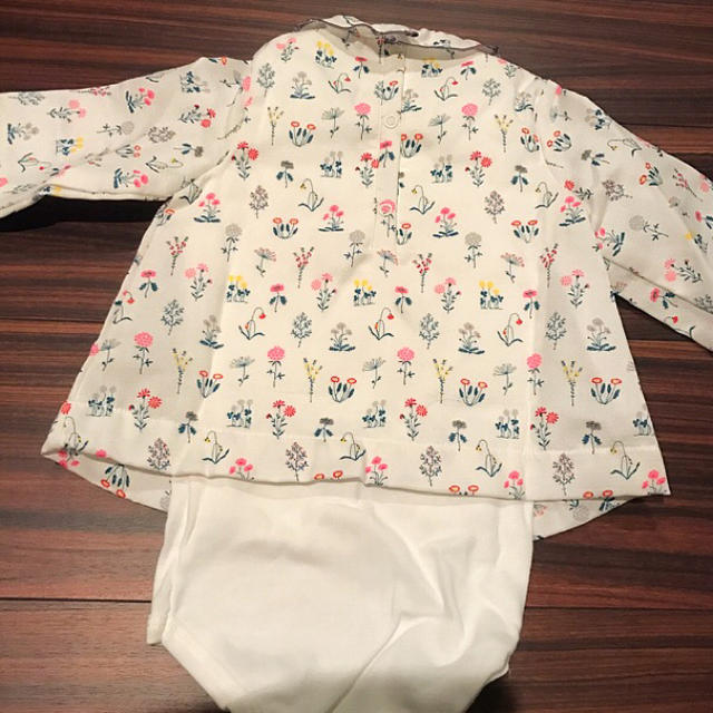 PETIT BATEAU(プチバトー)のプチバトー 18SS プリントコンビボディ 12m 新品 キッズ/ベビー/マタニティのベビー服(~85cm)(シャツ/カットソー)の商品写真