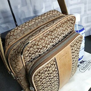 コーチ(COACH)のコーチ COACH レザー キャンバス ショルダーバッグ 562 バッグチャーム(ショルダーバッグ)