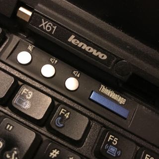 Lenovoノートパソコン X61　HDDなし