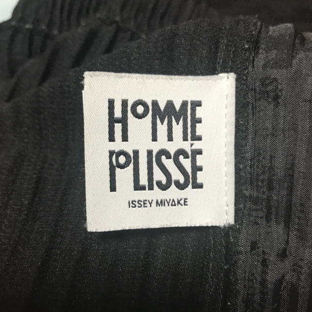 ISSEY MIYAKE(イッセイミヤケ)のHomme Plisse Issey Miyake プリーツパンツ メンズのパンツ(スラックス)の商品写真