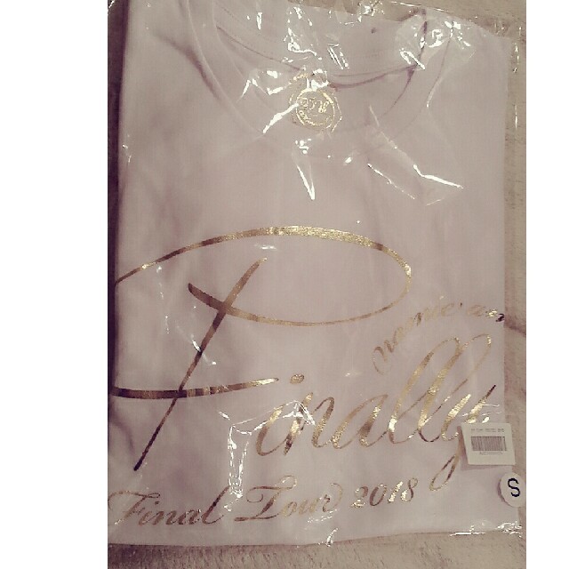 激安直営店 安室奈美恵 ファイナリーツアー Tシャツ 白 S ミュージシャン 激安直営店 安室奈美恵 ファイナリーツアー Tシャツ 白 S ミュージシャン