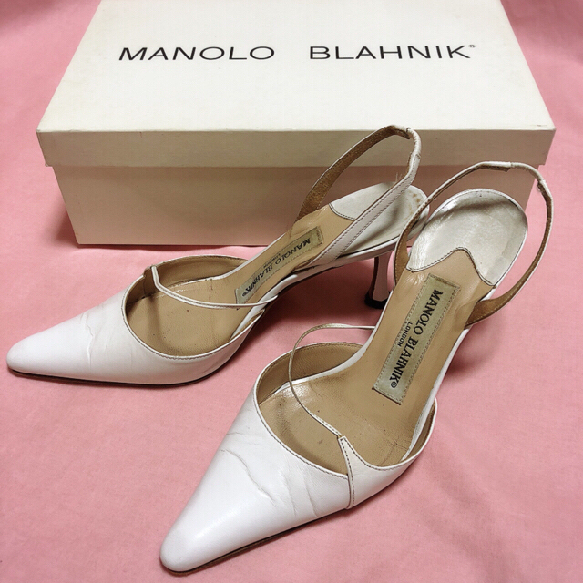 MANOLO BLAHNIK - マノロブラニク ホワイト パンプス 341/2の通販 by K-mart｜マノロブラニクならラクマ