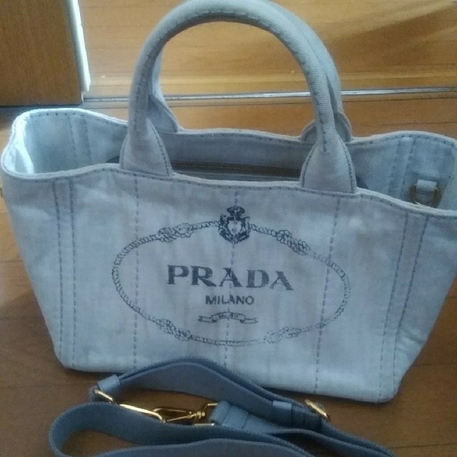 PRADAカナパ    Sサイズ