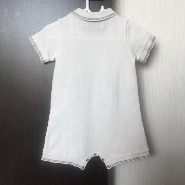 PETIT BATEAU(プチバトー)のプチバトー ポロシャツ ロンパース 白 キッズ/ベビー/マタニティのベビー服(~85cm)(ロンパース)の商品写真