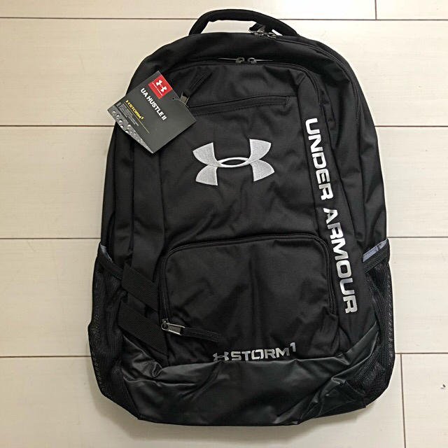 UNDER ARMOUR(アンダーアーマー)のりんご様専用アンダーアーマー💫撥水ハッスルバックパック【31L】 メンズのバッグ(バッグパック/リュック)の商品写真