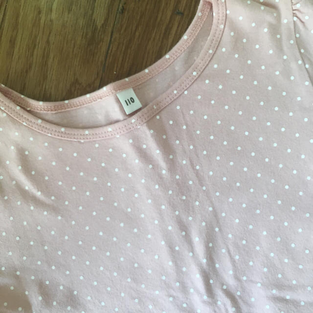 MUJI (無印良品)(ムジルシリョウヒン)のドットpink キッズ/ベビー/マタニティのキッズ服女の子用(90cm~)(Tシャツ/カットソー)の商品写真