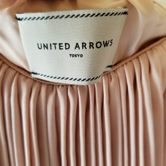 UNITED ARROWS(ユナイテッドアローズ)の新品　ユナイテッドアローズ　プリーツスカート レディースのスカート(ひざ丈スカート)の商品写真