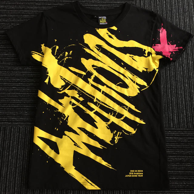 ONE OK ROCK(ワンオクロック)のONEOKROCK Tシャツ ラバーバンド付き メンズのトップス(Tシャツ/カットソー(半袖/袖なし))の商品写真