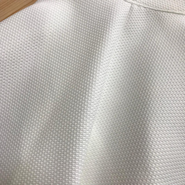 dholic(ディーホリック)のディーホリック 白フレアスカート レディースのスカート(ひざ丈スカート)の商品写真