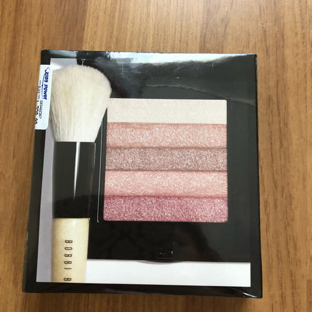 BOBBI BROWN(ボビイブラウン)の【新品】ボビーブラウン シマーブリック ブラシ セット コスメ/美容のベースメイク/化粧品(フェイスカラー)の商品写真