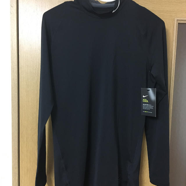 NIKE(ナイキ)のナイキ プロ ハイパークール コンプレッション L/S モックトップ メンズのトップス(Tシャツ/カットソー(七分/長袖))の商品写真