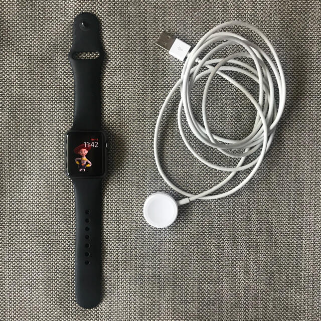 Apple Watch(アップルウォッチ)のApple Watch 初代 38mm スペースグレイ アップル 時計 スマホ/家電/カメラのスマートフォン/携帯電話(スマートフォン本体)の商品写真