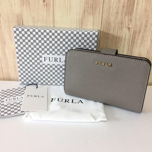 新品☆FURLA(フルラ) グレー グレージュ レザー  折り財布