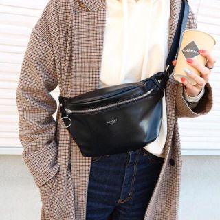 マウジー(moussy)の即完売品♪MOUSSY waist&shoulder BAG♡ボディーバッグ(ボディバッグ/ウエストポーチ)