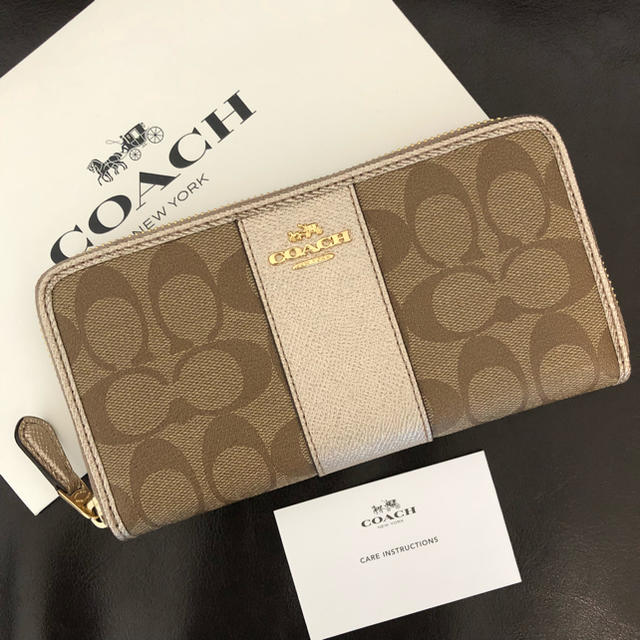 COACH(コーチ)のCOACH コーチ 長財布 ゴールド ストライプ シグネチャー レア レディースのファッション小物(財布)の商品写真